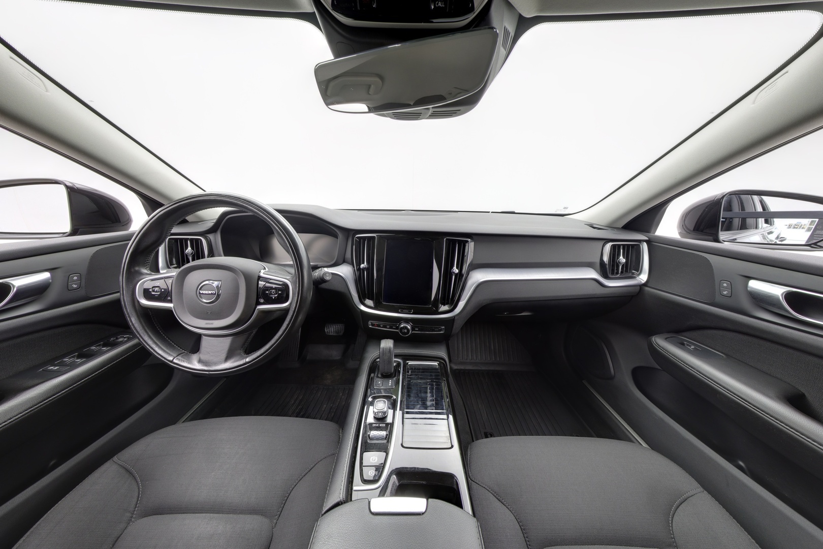 VOLVO V60 2020