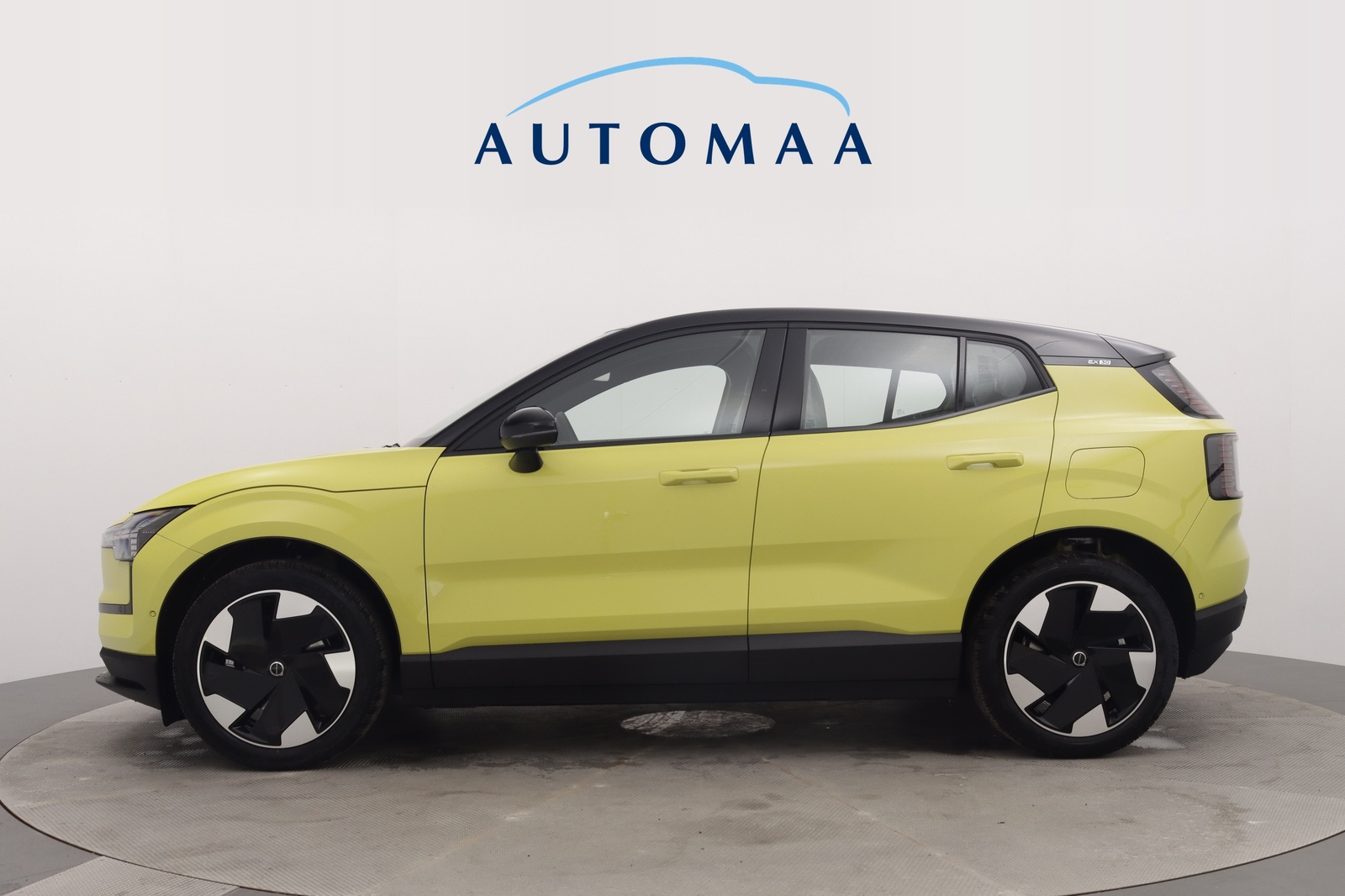 VOLVO EX30 2026