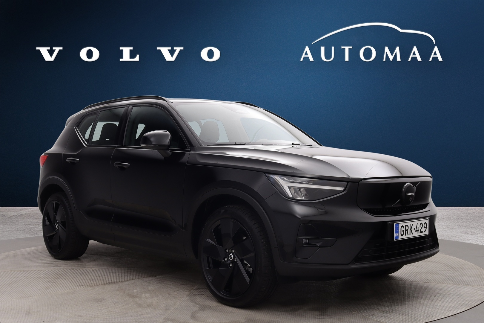 VOLVO EX40 3