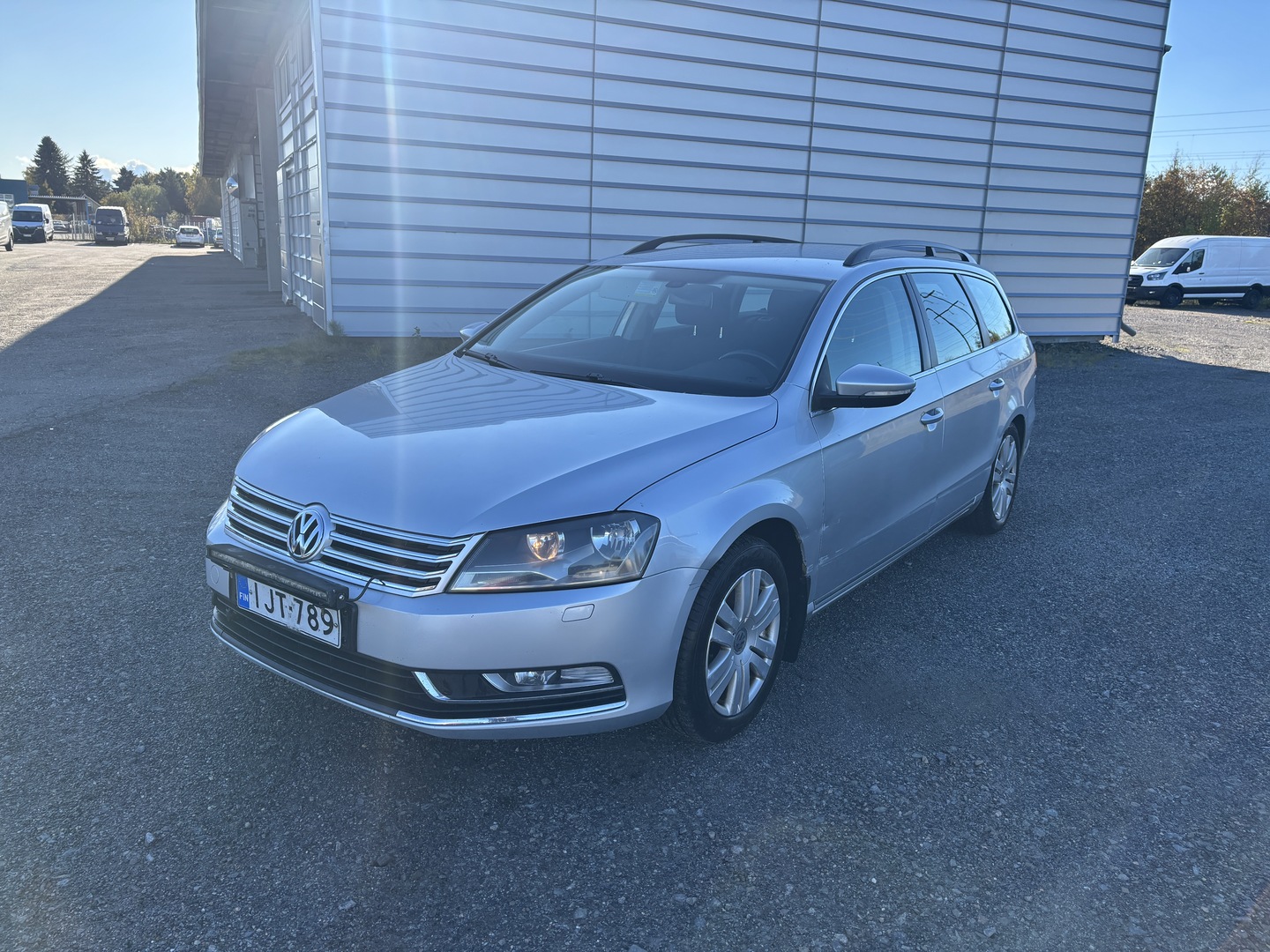 VOLKSWAGEN Passat 2011