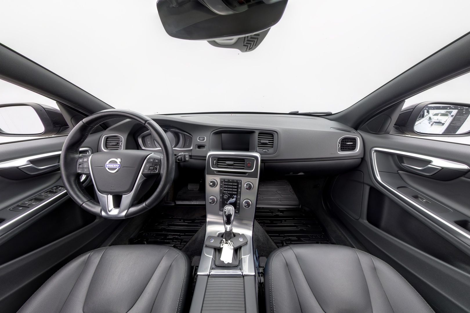VOLVO V60 2018