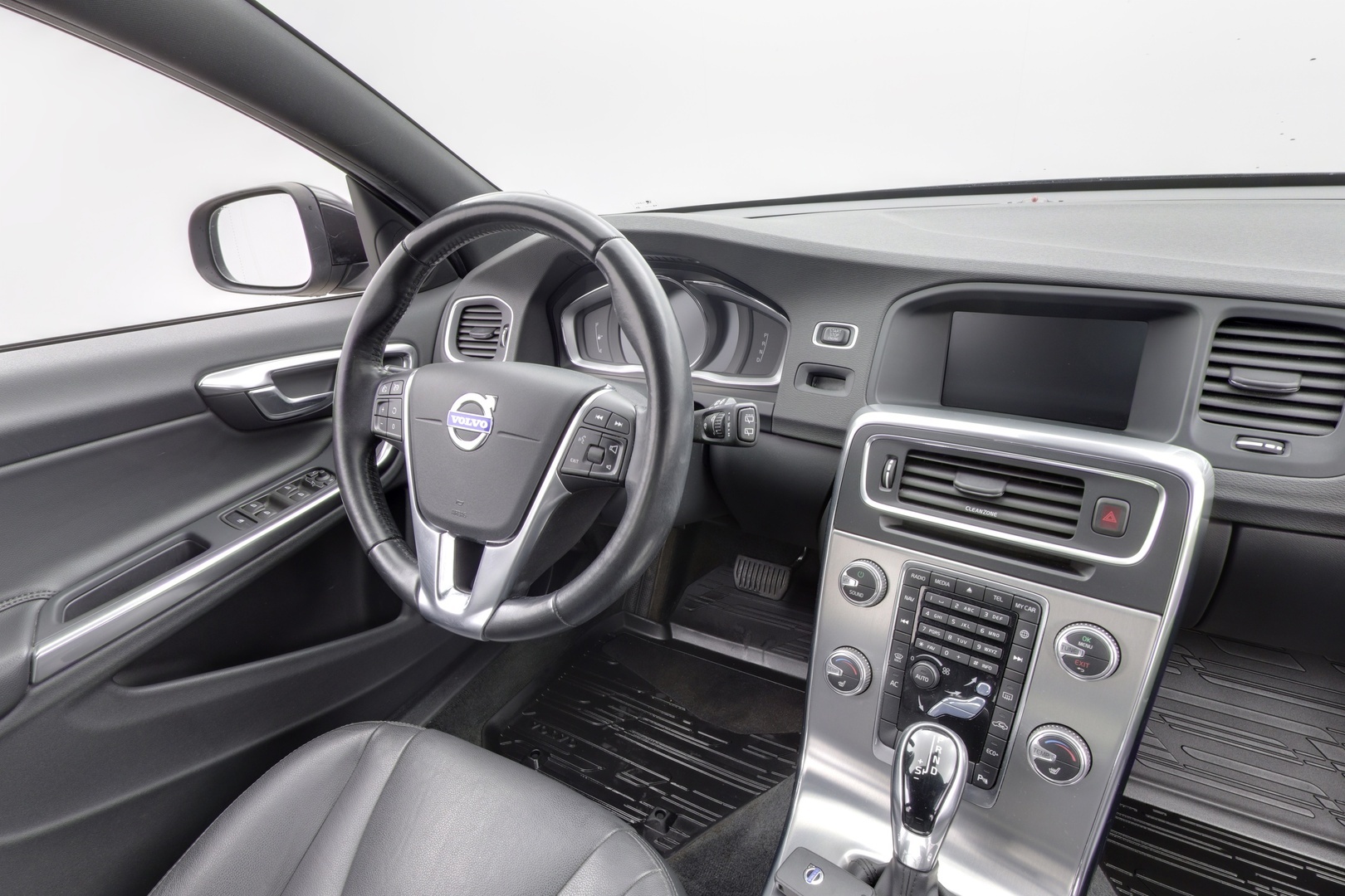 VOLVO V60 2018