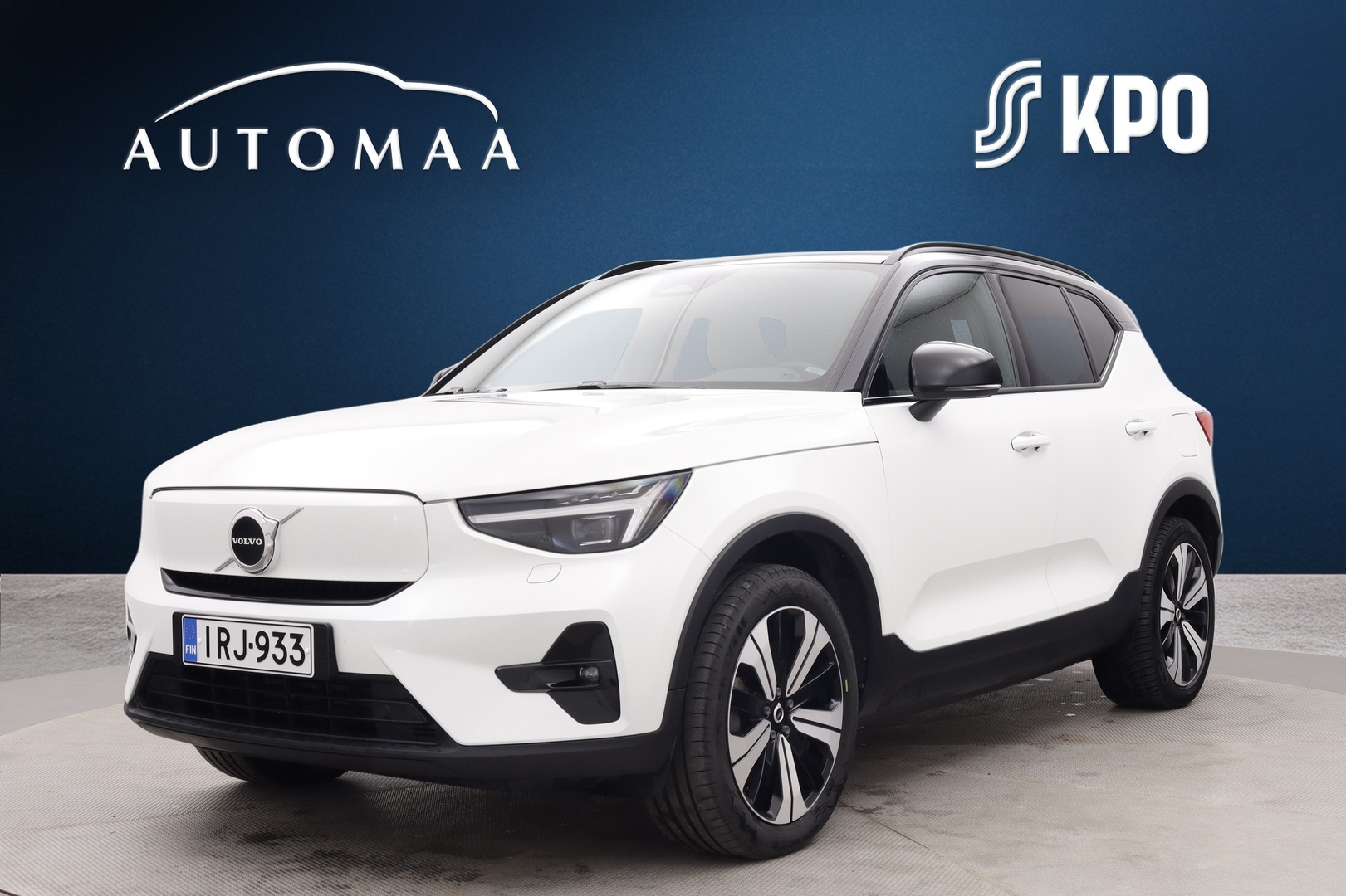 VOLVO XC40 2023