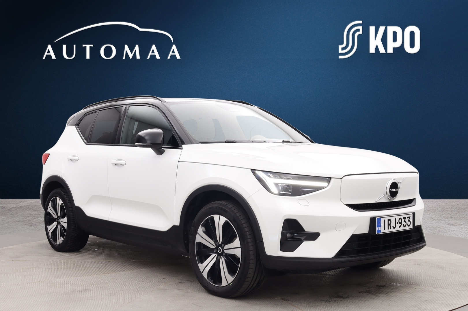 VOLVO XC40 2023