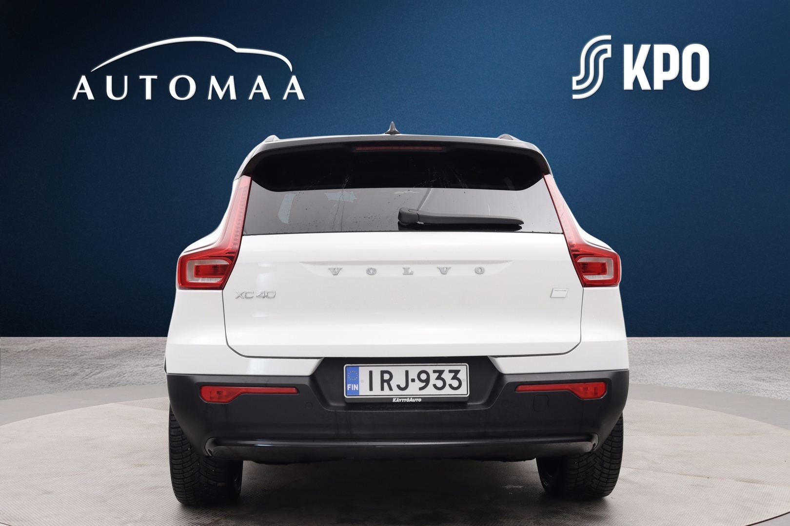 VOLVO XC40 2023