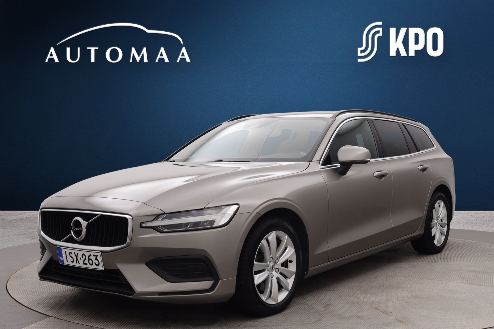 VOLVO V60 2022