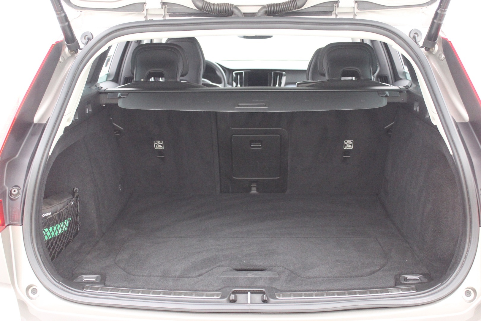 VOLVO V60 2022