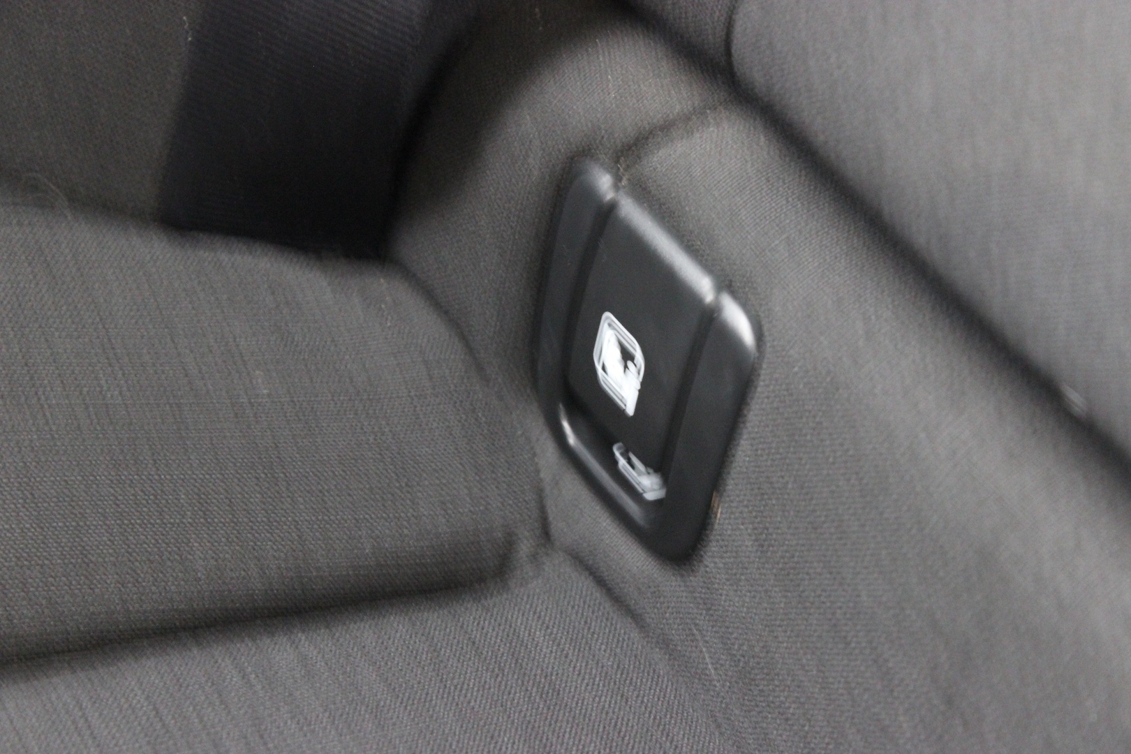 VOLVO V60 2022