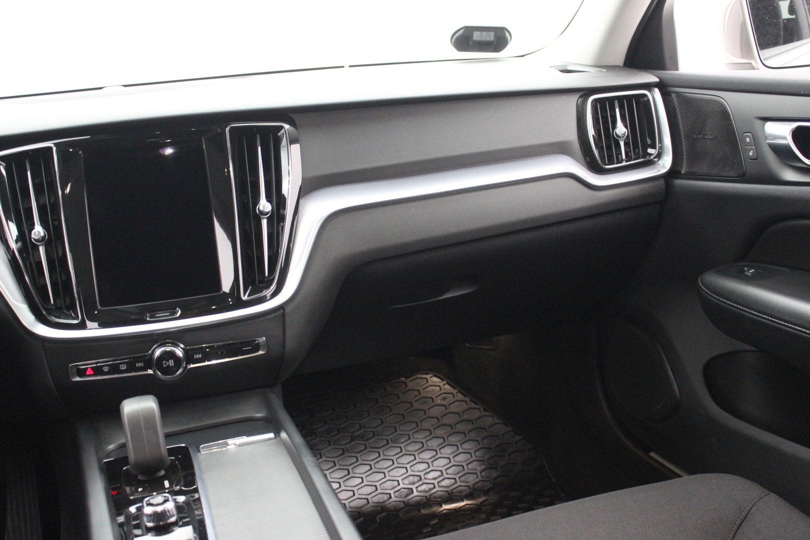 VOLVO V60 2022