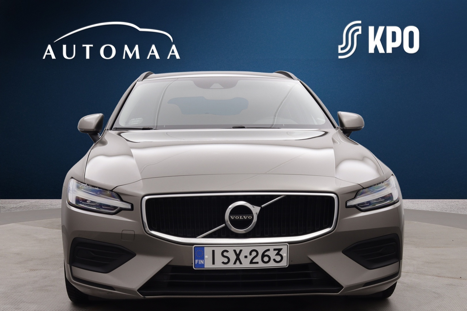 VOLVO V60 2022