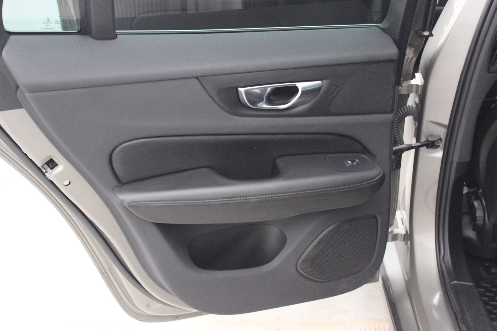 VOLVO V60 2022