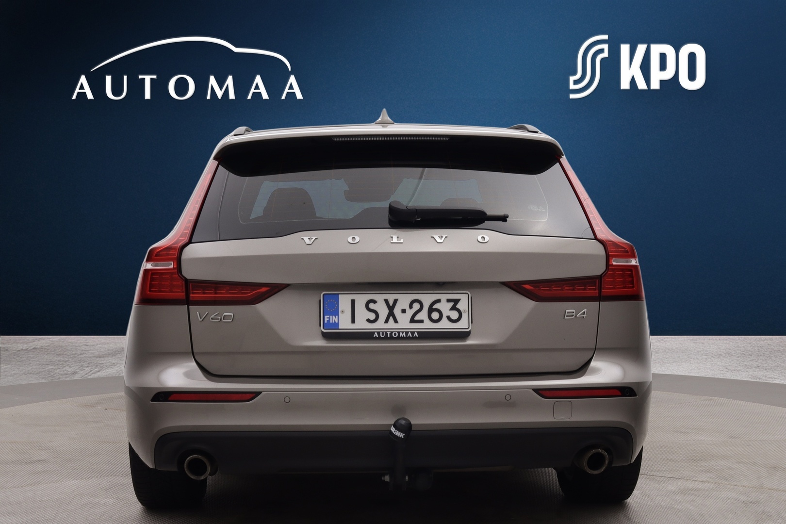 VOLVO V60 2022