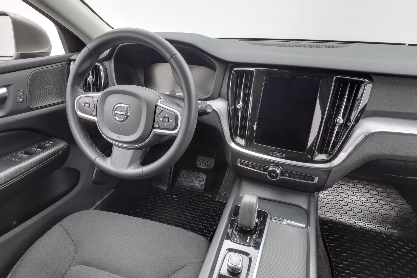 VOLVO V60 2022