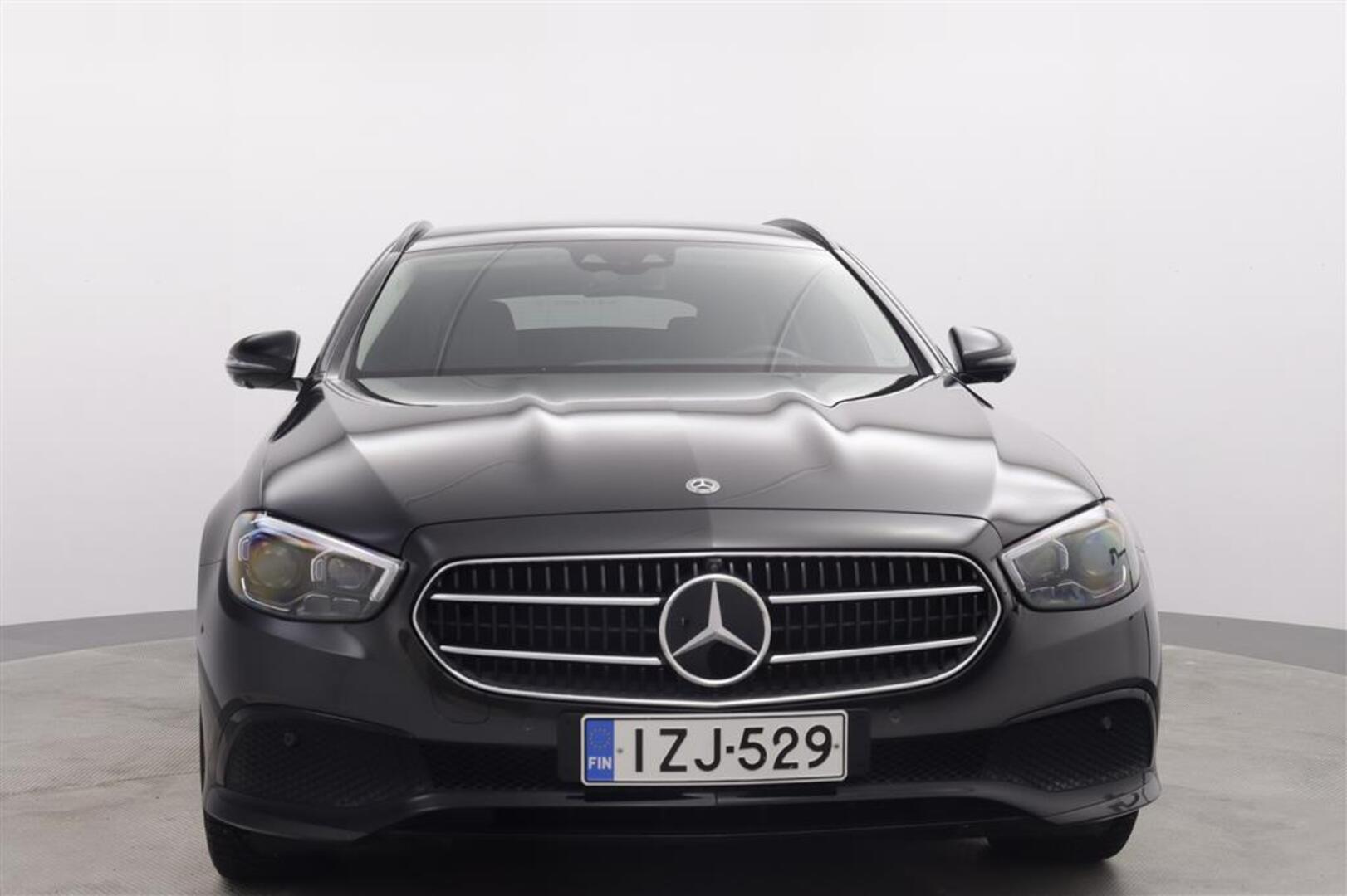 MERCEDES-BENZ E 2021