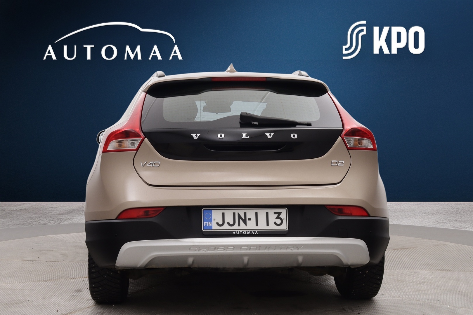 VOLVO V40 Cross Country 2014