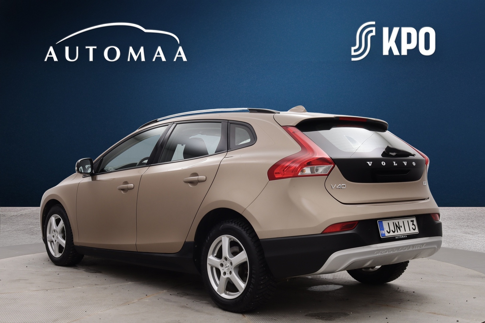 VOLVO V40 Cross Country 2014