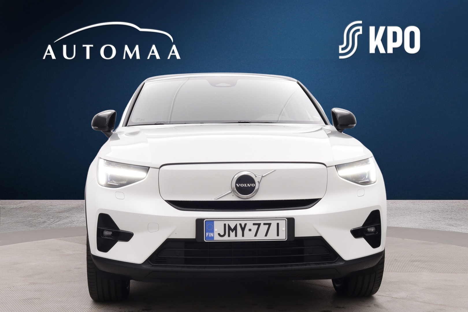 VOLVO C40 2023