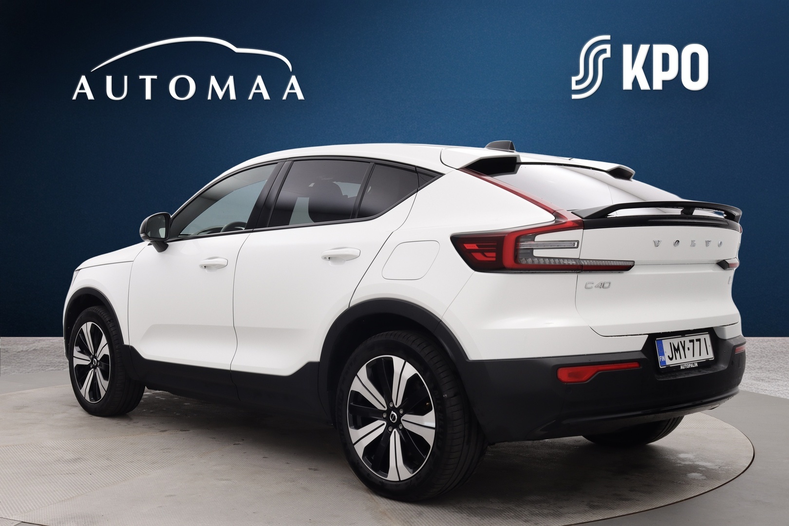 VOLVO C40 2023