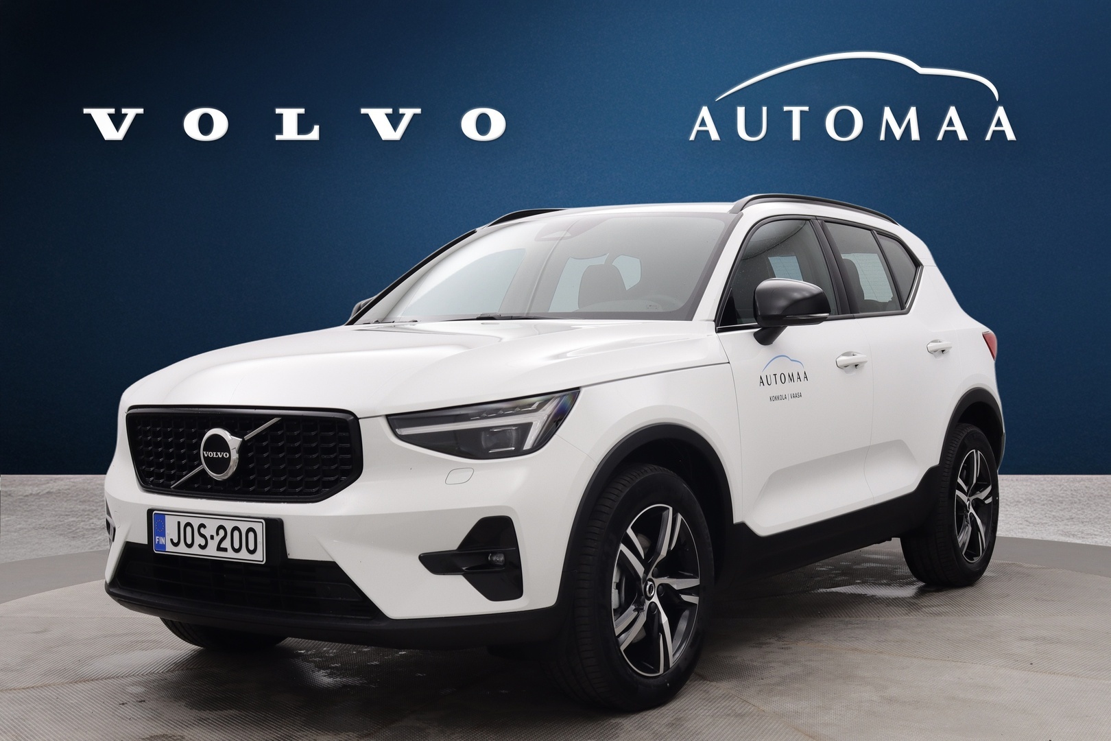 VOLVO XC40 2027