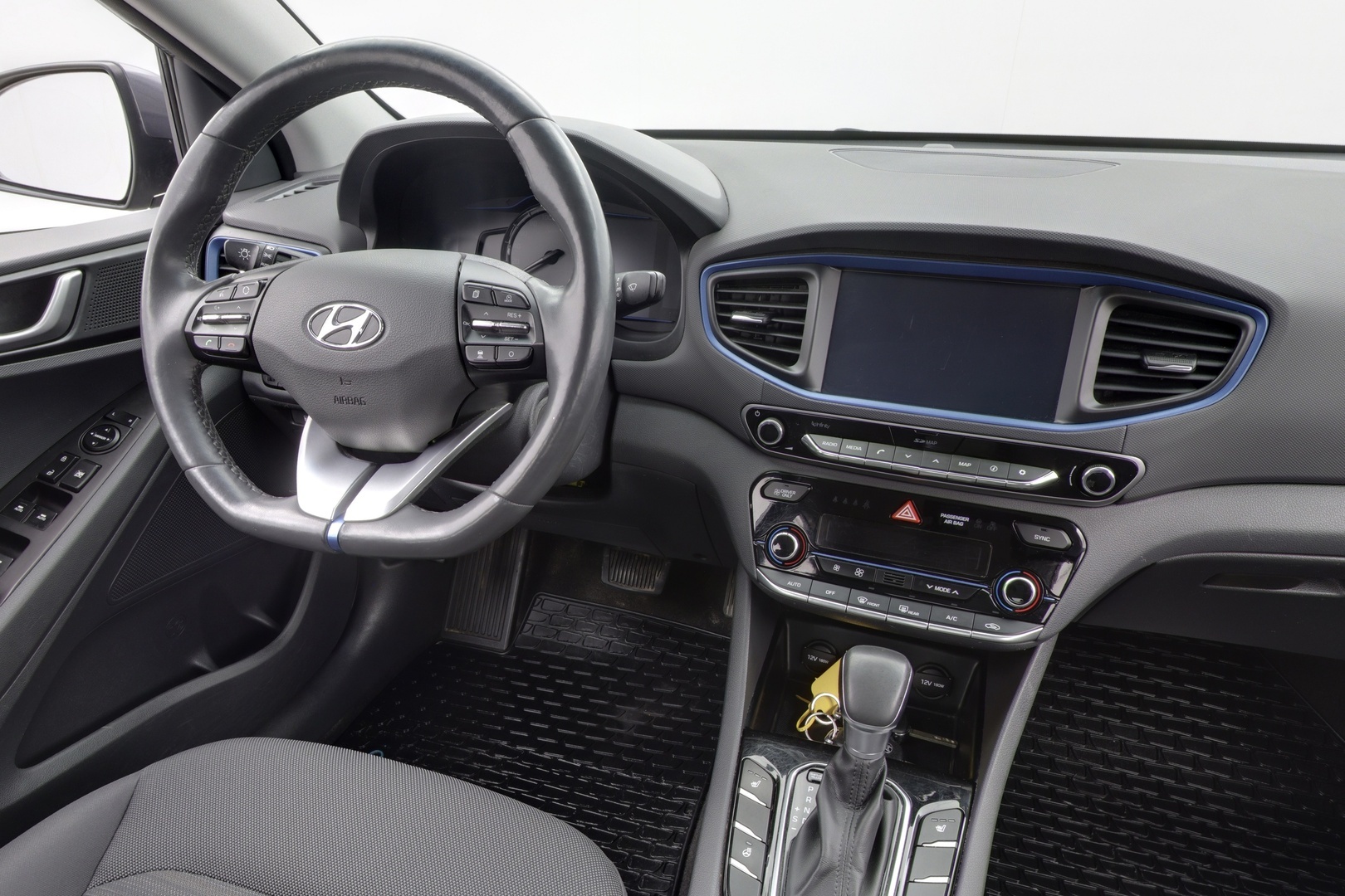 HYUNDAI IONIQ hybrid 2017