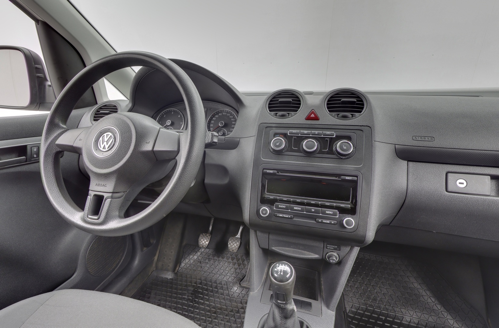VOLKSWAGEN Caddy Maxi 8