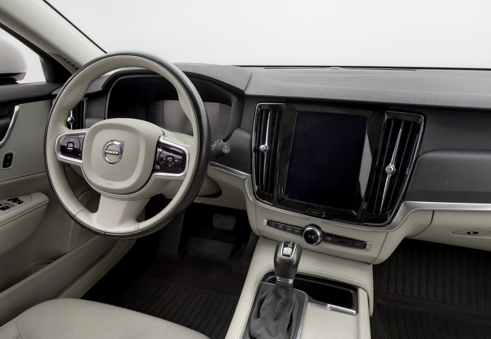 VOLVO V90 2017
