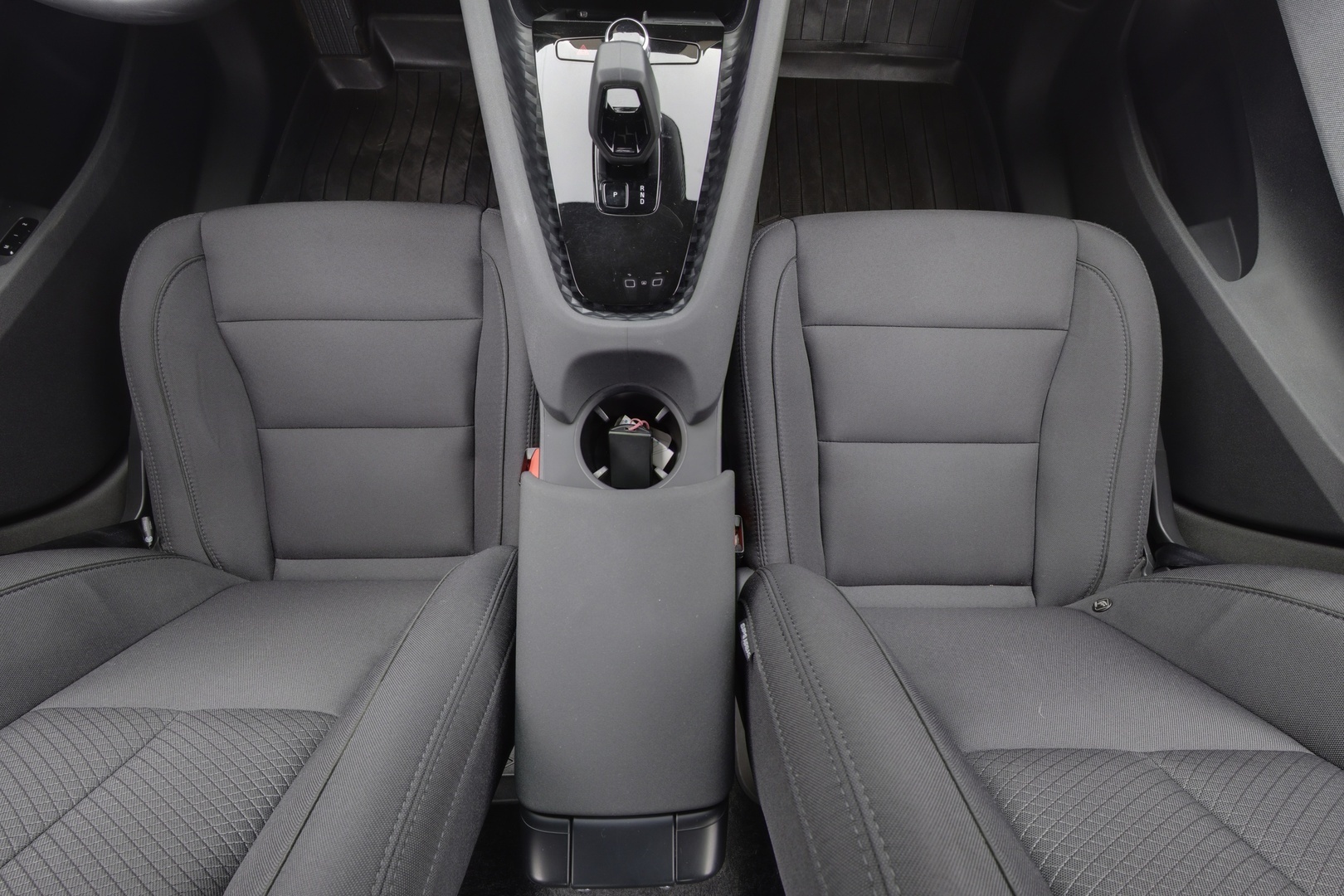 POLESTAR 2 2023