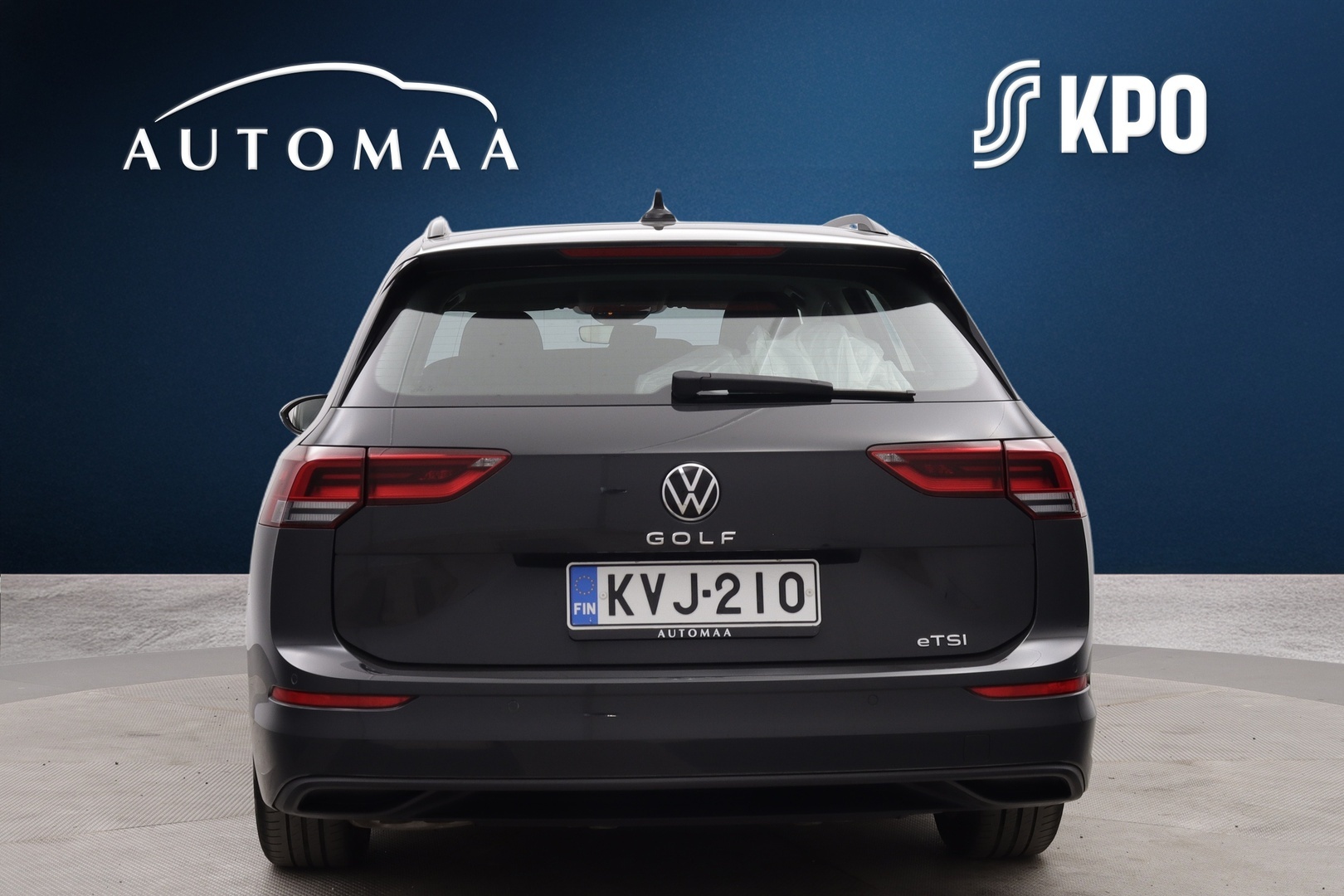 VOLKSWAGEN Golf 2023