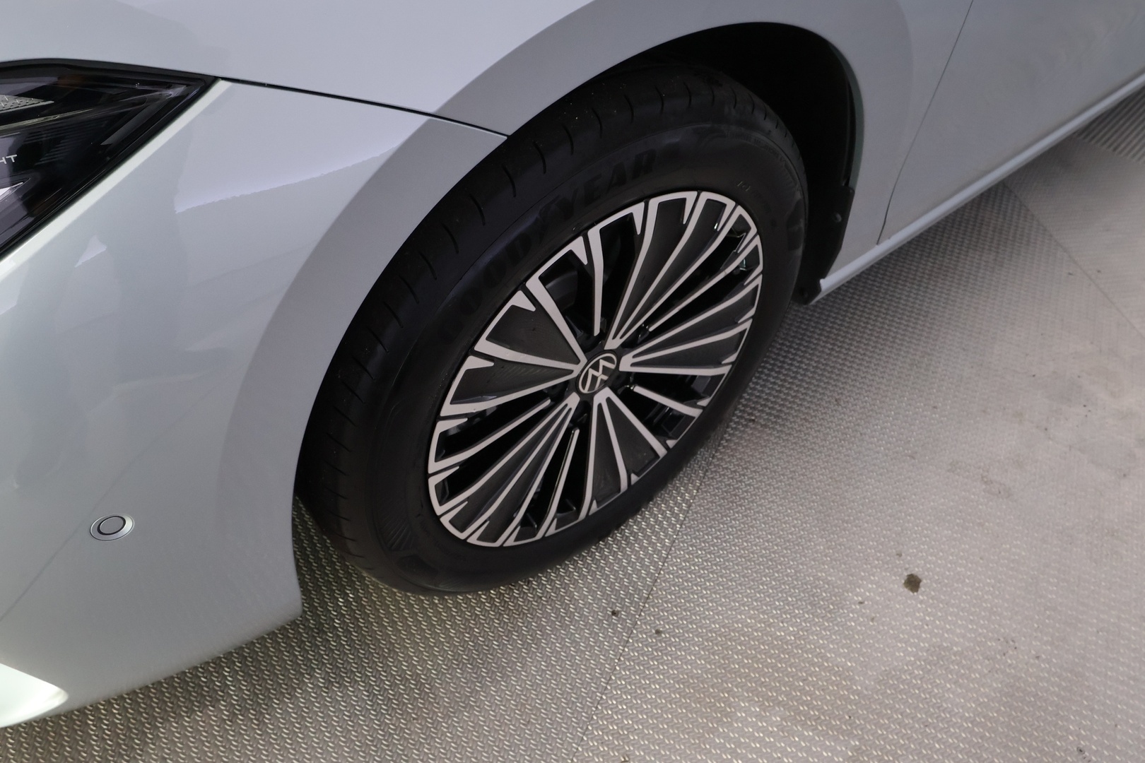 VOLKSWAGEN Passat 10