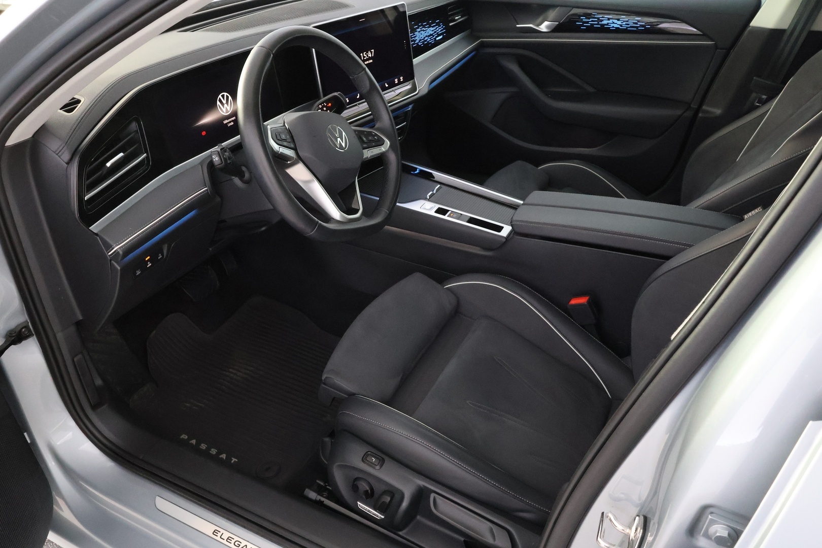 VOLKSWAGEN Passat 12