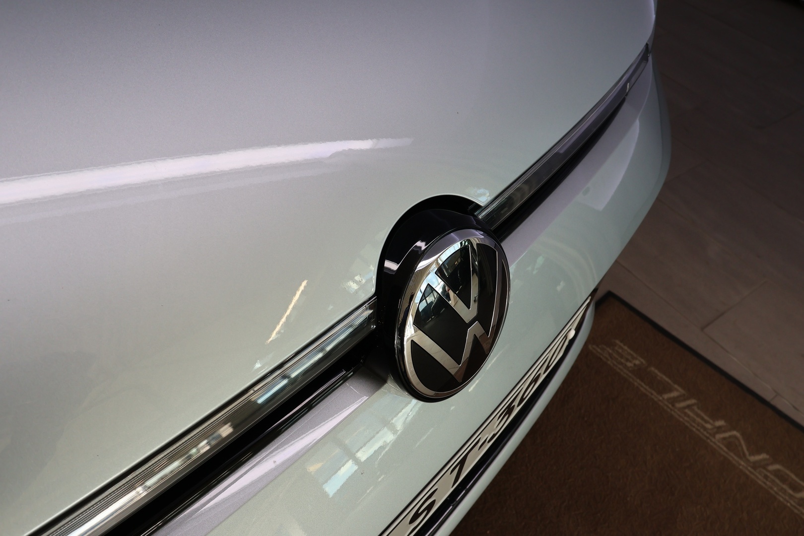 VOLKSWAGEN Passat 28