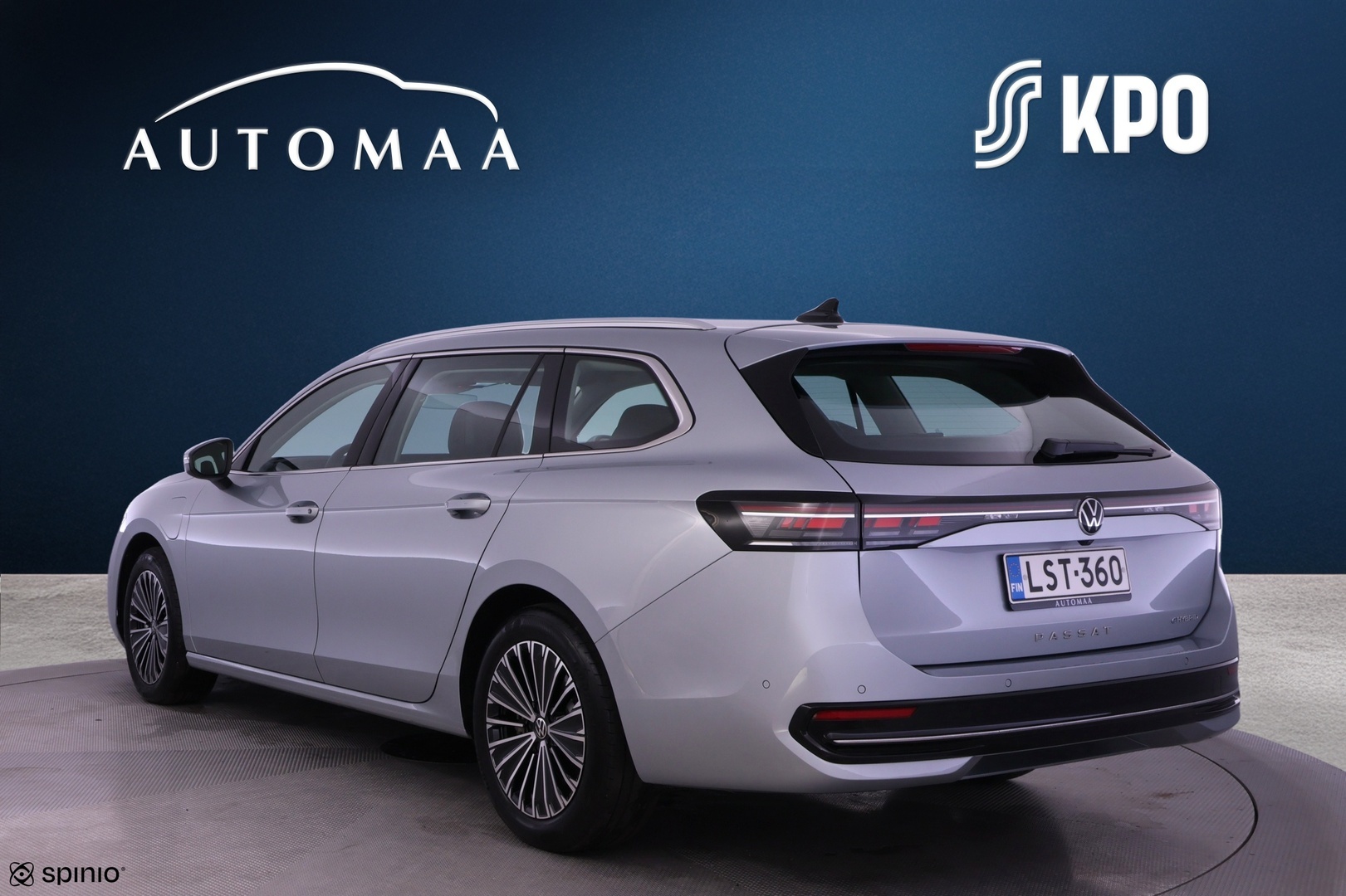 VOLKSWAGEN Passat 6