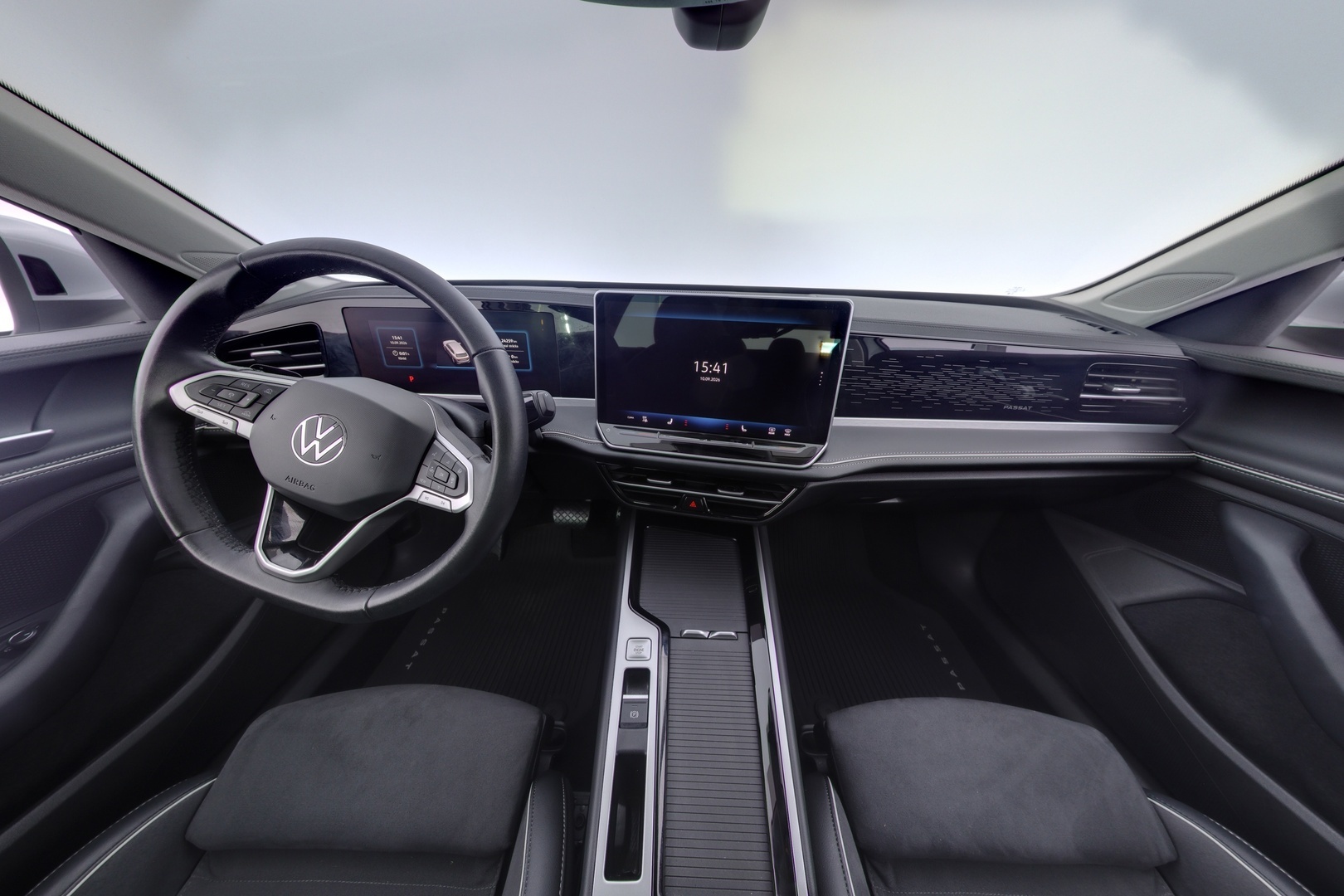 VOLKSWAGEN Passat 7