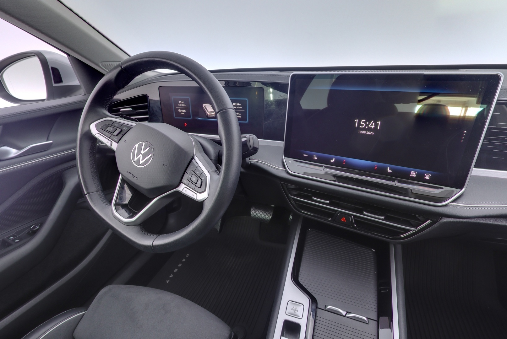 VOLKSWAGEN Passat 8