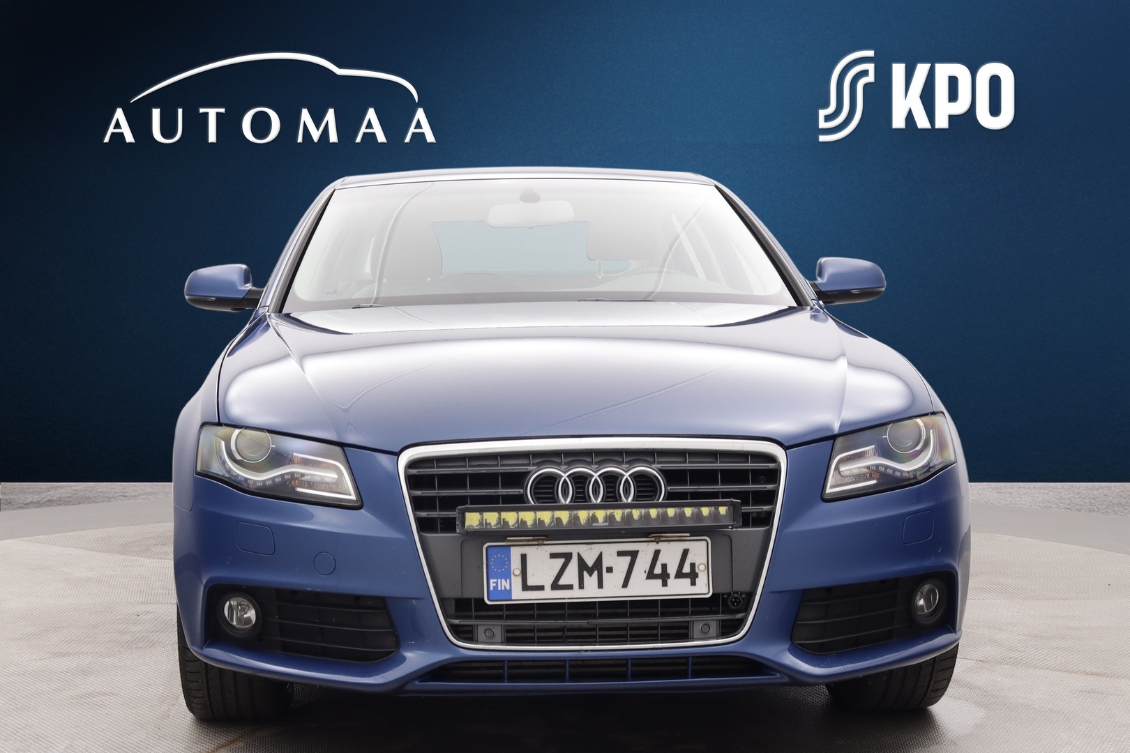 AUDI A4 2012