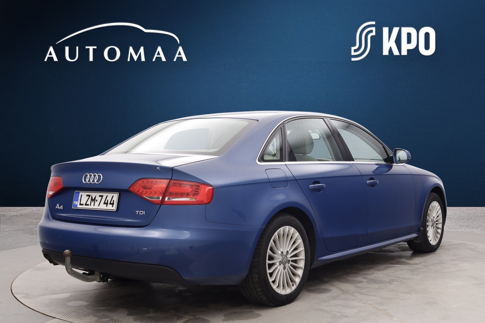 AUDI A4 2012