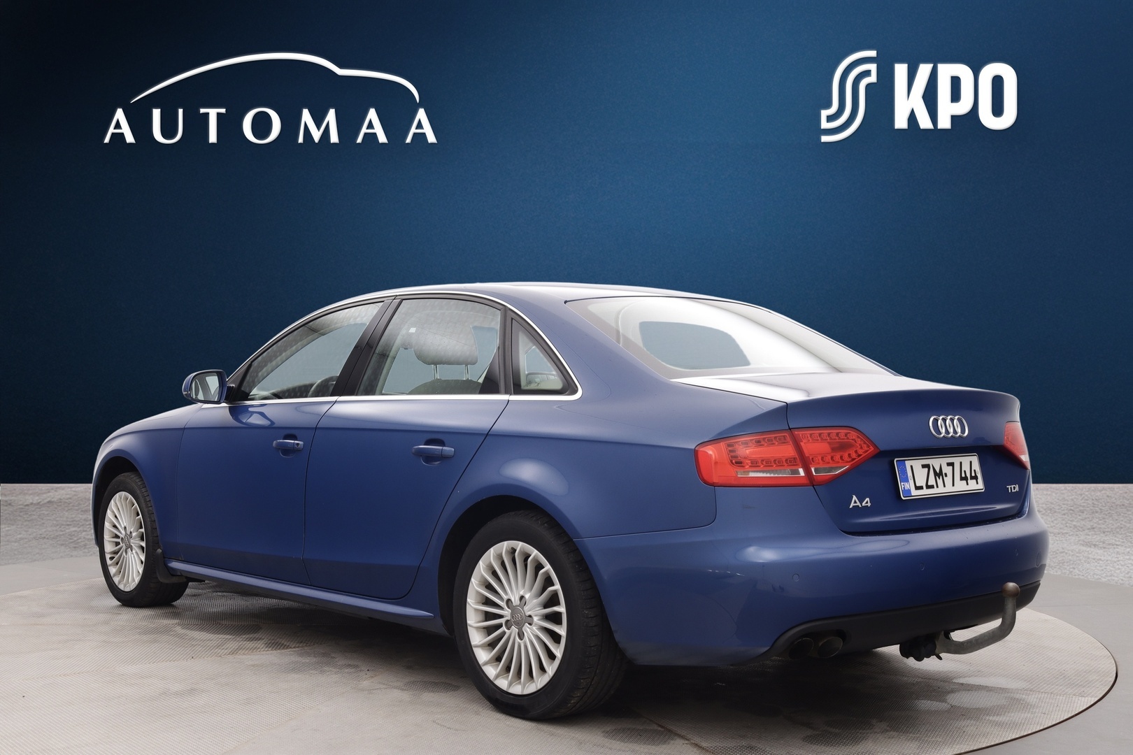 AUDI A4 2012