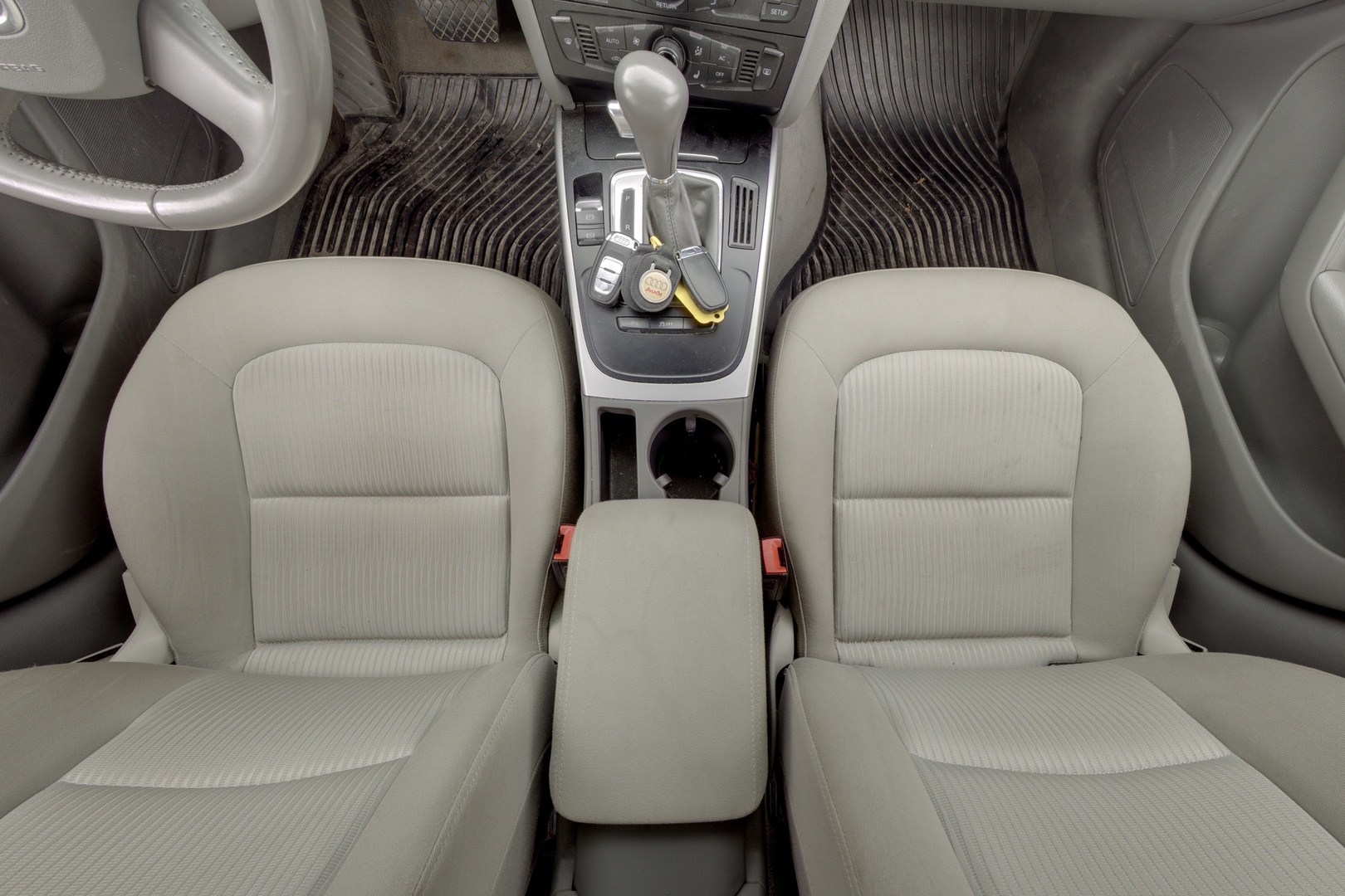 AUDI A4 2012