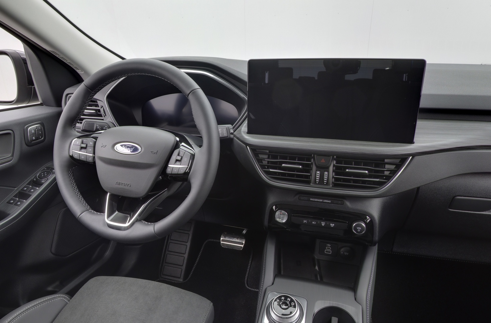 FORD Kuga 8