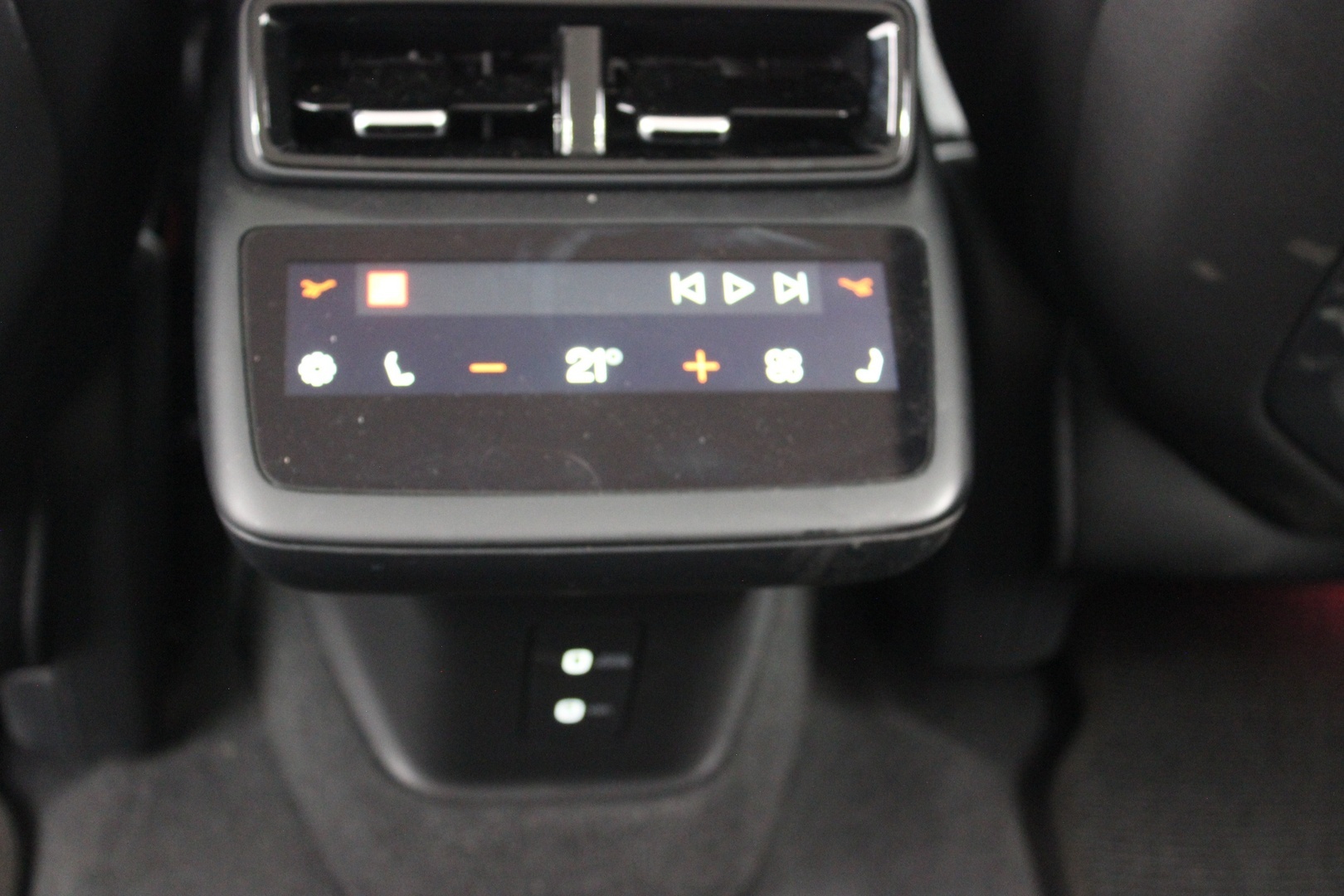 POLESTAR 4 2026