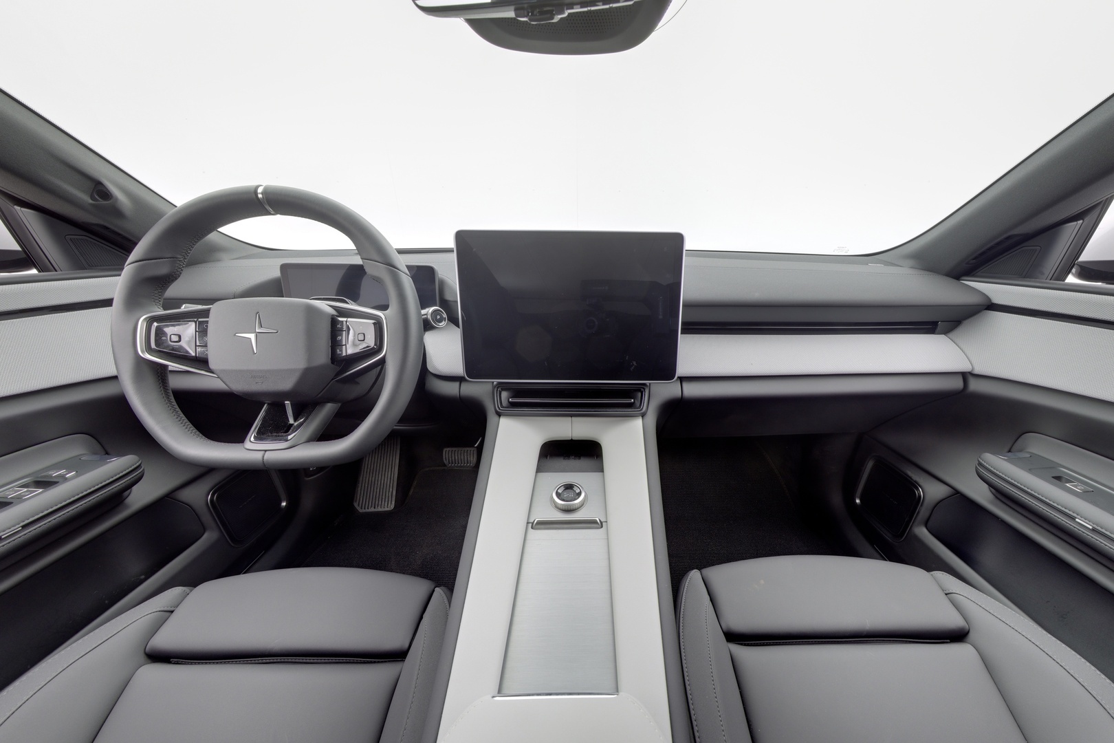 POLESTAR 4 2026