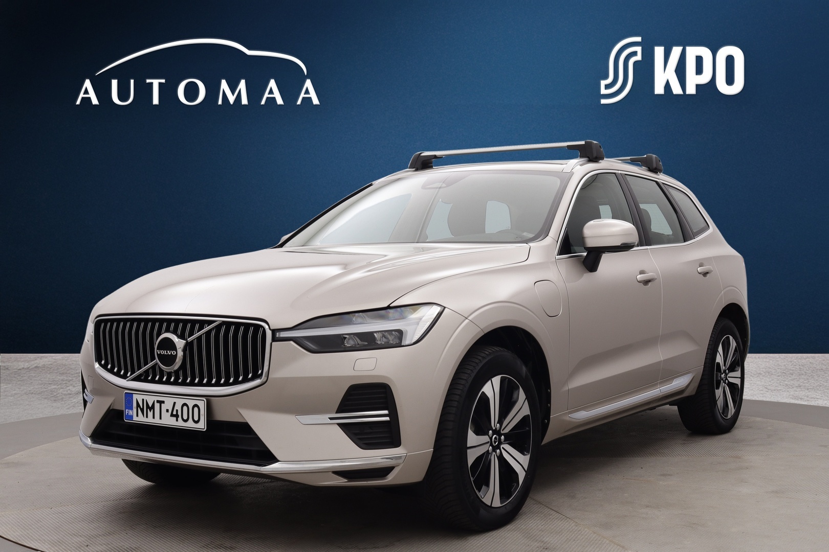 VOLVO XC60 2023