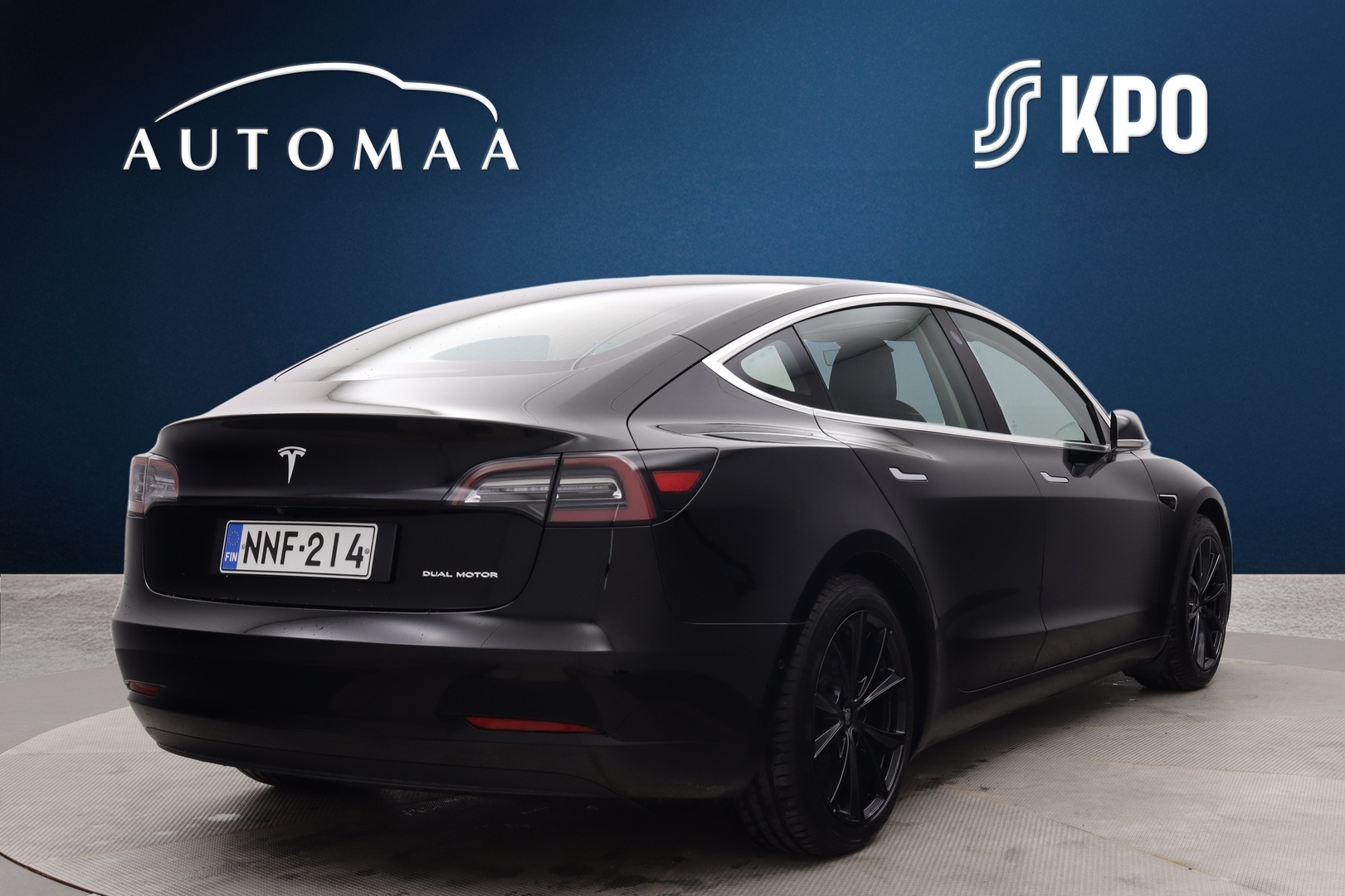TESLA Model 3 2020