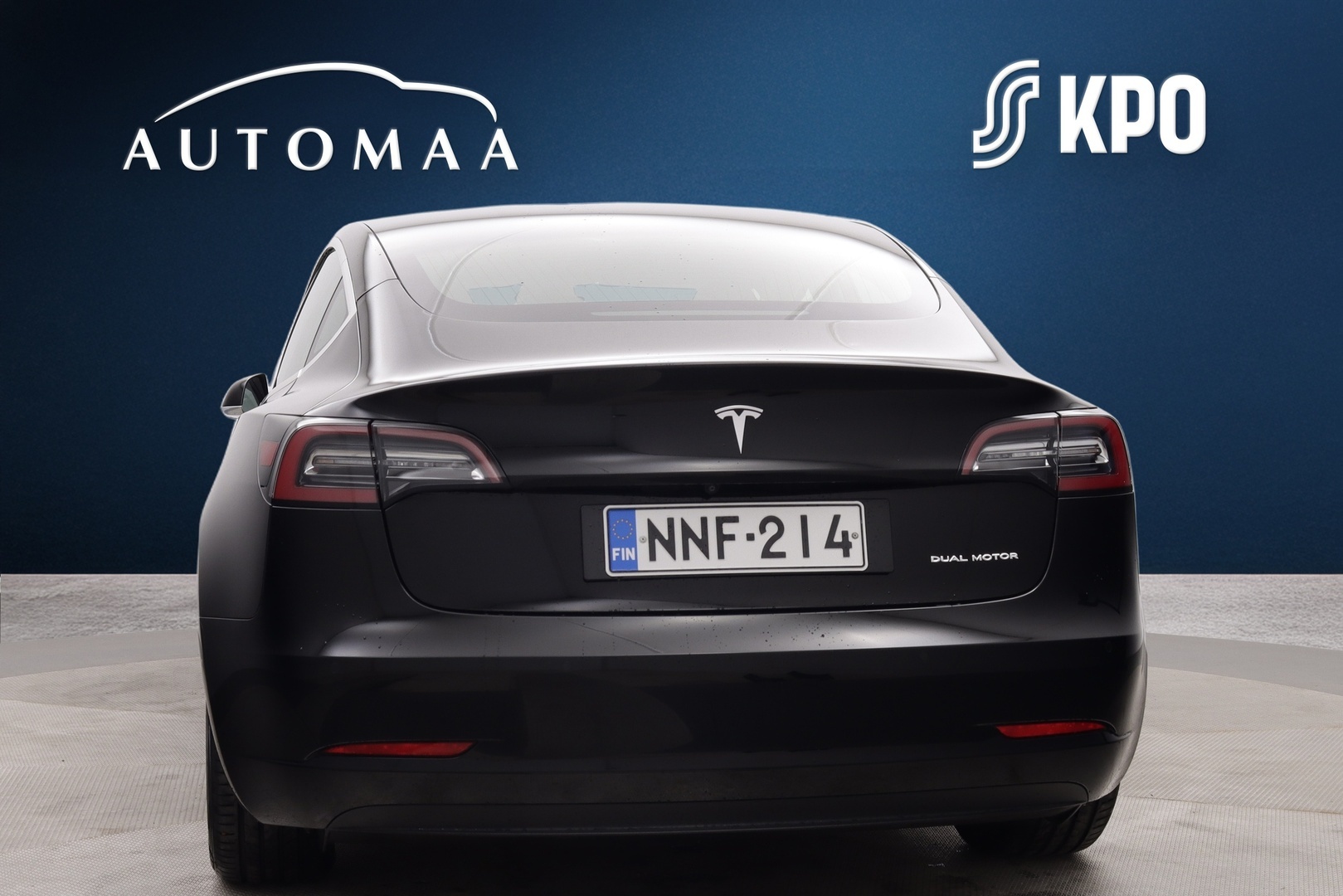 TESLA Model 3 2020