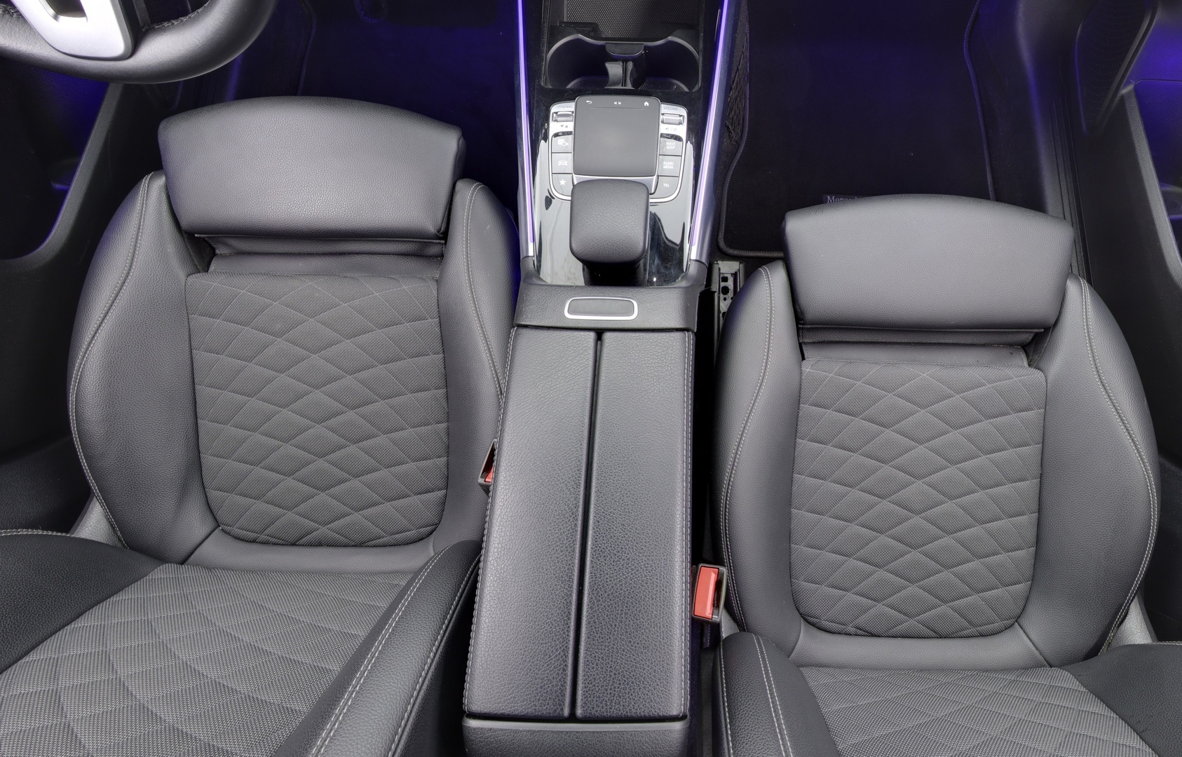 MERCEDES-BENZ GLB 2020