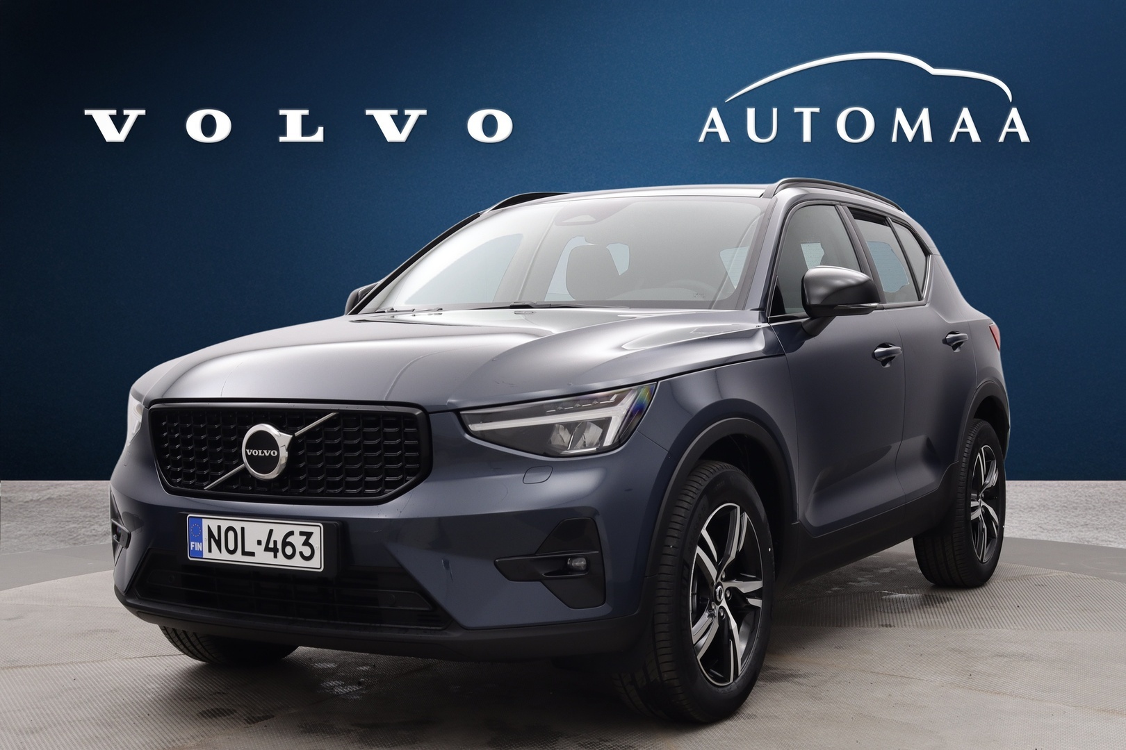 VOLVO XC40 1
