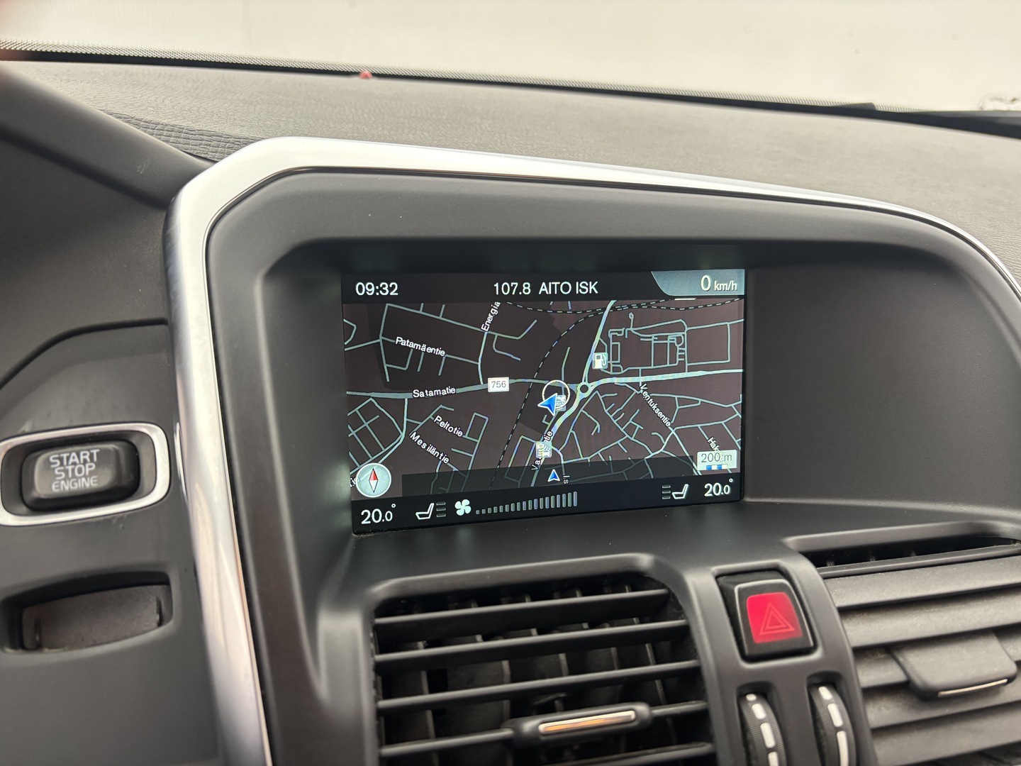 VOLVO XC60 16