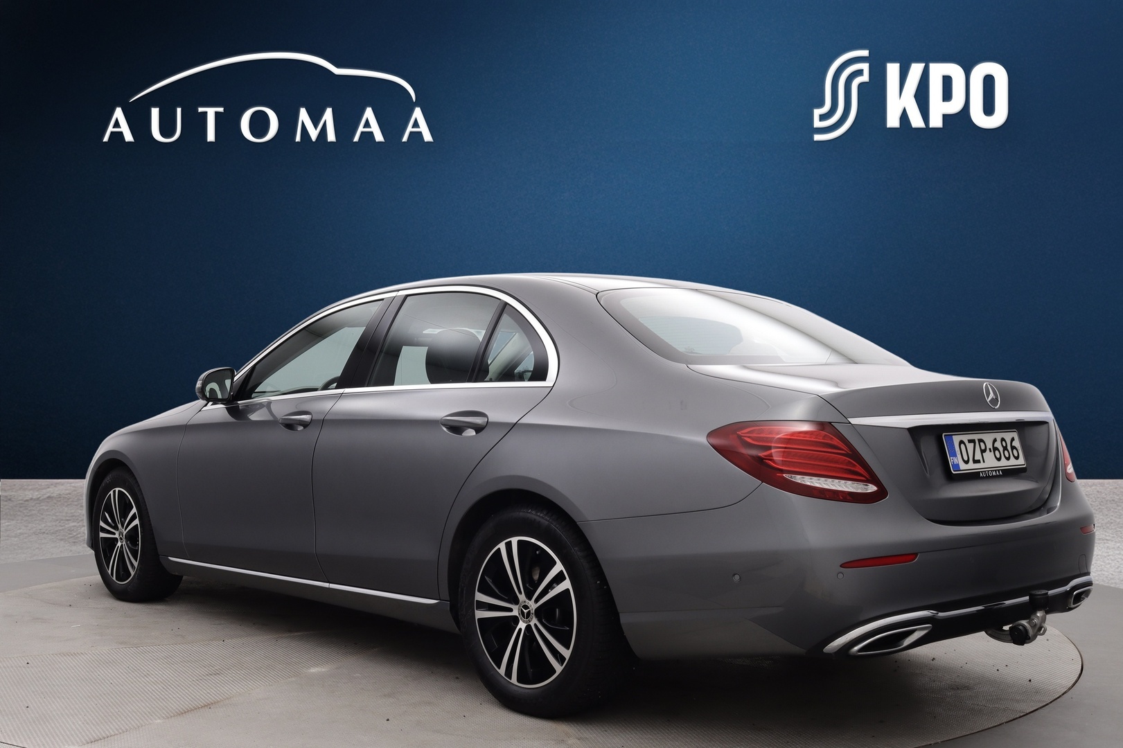 MERCEDES-BENZ E 2019