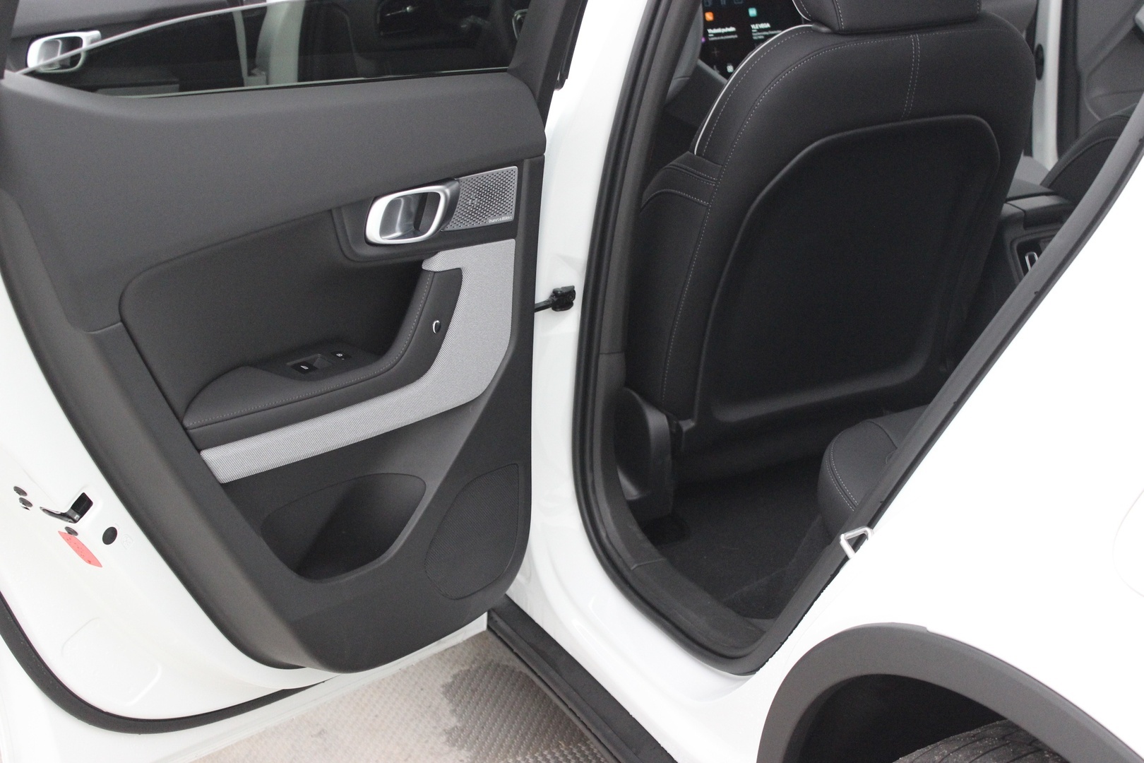 POLESTAR 2 2026