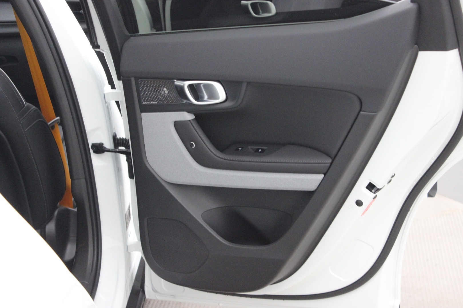POLESTAR 2 2026
